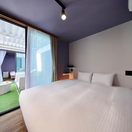 クリスタルパーク久松 Villa Miyakojima  Exterior photo